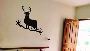 Deluxe Double Room | Desk - Country Club Wildlife resort Bandipur (Gundlupet)