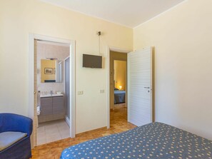 2 Schlafzimmer, Reisekinderbett, kostenloses WLAN