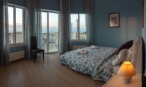 4 chambres, fer et planche à repasser, Wi-Fi