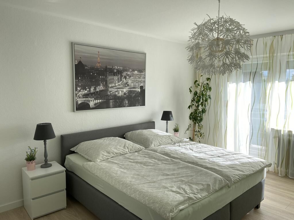 4 slaapkamers, een strijkplank/strijkijzer, gratis wifi, beddengoed