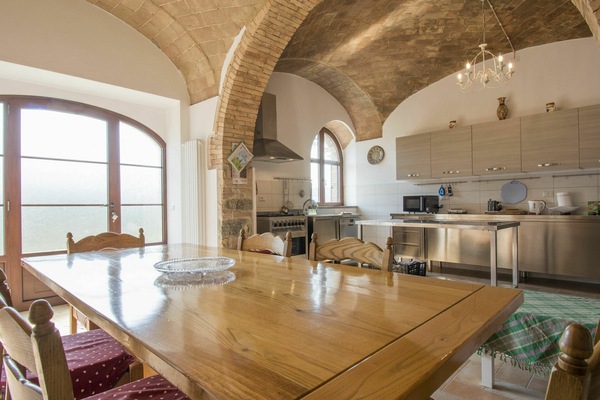 Tabelle, Eigentum, Möbel, Countertop, Holz, Cabinetry, Küche, Stuhl, Interior Design, Beleuchtung