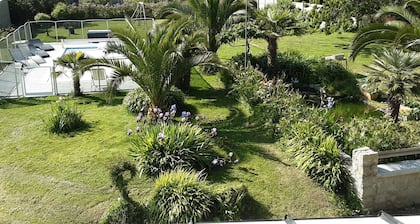 Le Relais Bleu de St Lunaire house with swimming pool & SPA 800m from the beach