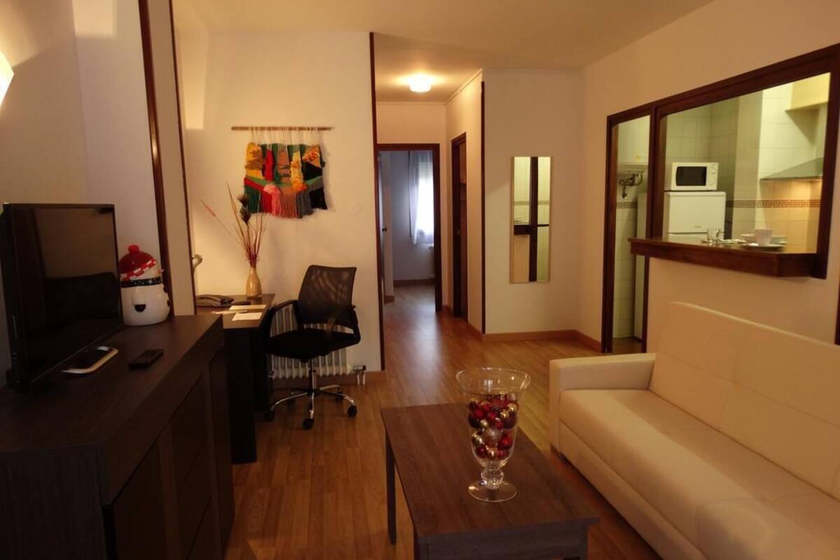 Íbúð - 2 svefnherbergi (2 Adult+1Child) | Stofa