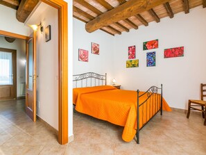 2 bedrooms, free WiFi