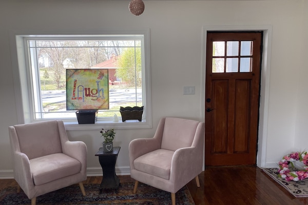 Just like that sign says in the window....Come stay and Laugh a while and Enjoy