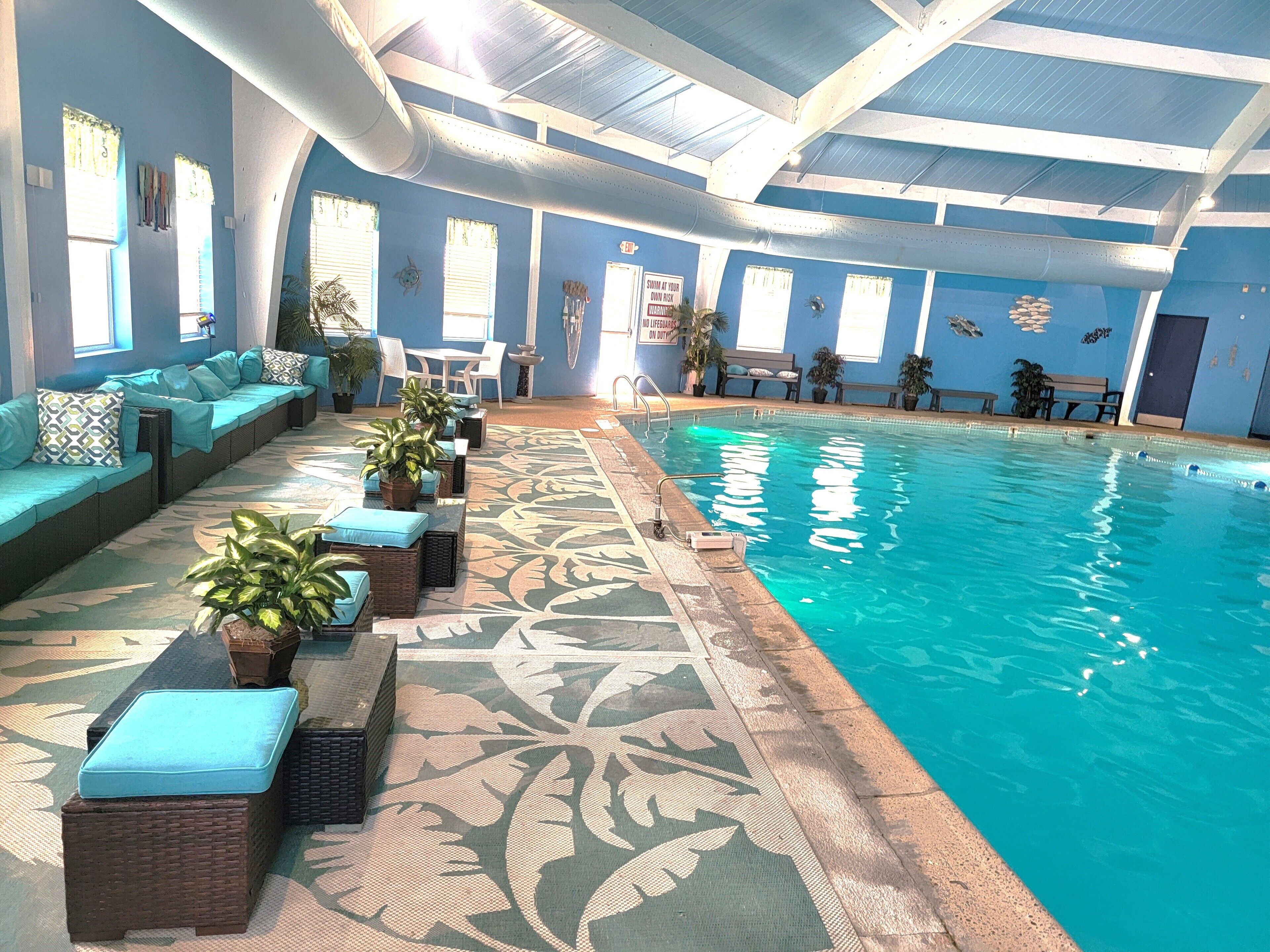 Indoor pool, outdoor pool