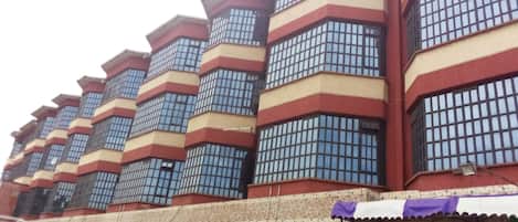 Fachada de la propiedad