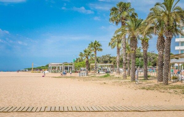 Beach nearby, fishing