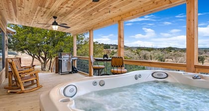 No Rancho Properties Texas Haus | Hot Tub | Beautiful Views