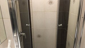 Standard Single Room | Bathroom shower - Guest House HOTEL (Mazyr)