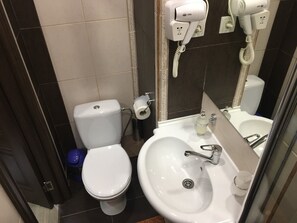 Standard Single Room | Bathroom | Hair dryer, slippers, towels, soap - Guest House HOTEL (Mazyr)