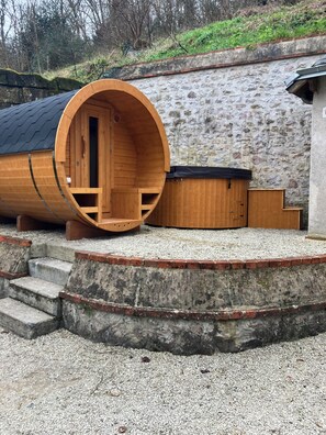 Exterior - Cottage overlooking Loire (Chênehutte-Trèves-Cunault)