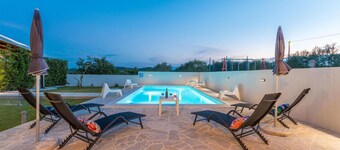 Lovely home in Benkovac