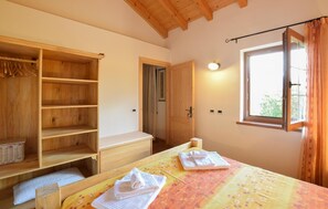 2 chambres, lit parapluie, Wi-Fi gratuit, draps fournis