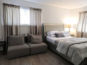 2 bedrooms, desk, iron/ironing board, free WiFi