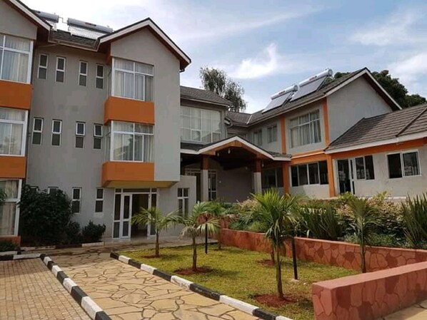 Exterior - Milimani Hotel (Kakamega)