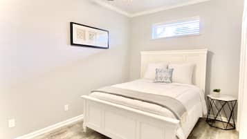 2 habitaciones, escritorio, tabla de planchar con plancha y wifi gratis