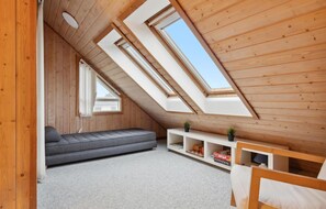 3 عدّة غرف نوم وسرير سفر وواي فاي مجانًا