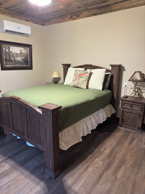 3 bedrooms, free WiFi, bed sheets - The Lodge at Cowhide Cove Lake Greeson Murfreesboro (Murfreesboro)