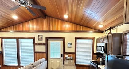 Uusi ylellinen mökki Keski-Itä-jäätikössä