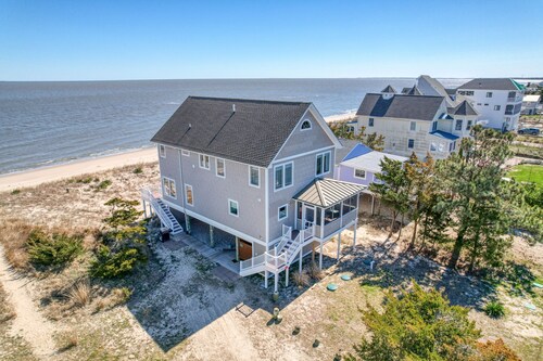 3BR/4BA Beach Front Property with Spectacular Water Views from Every Room! 