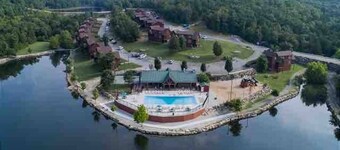 Rustic Stonebridge Cabin, near Silver Dollar City Pools>Golf>Lake>Nature
