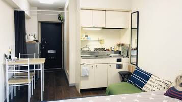 Apartment | 1 bedroom, laptop workspace, iron/ironing board, free WiFi