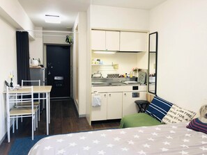 Apartment | 1 bedroom, laptop workspace, iron/ironing board, free WiFi - L2 Shinjuku Apartment (Tokyo)