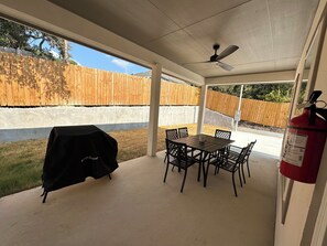 Outdoor dining