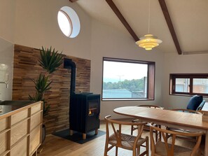 Living area - MY LODGE Naoshima (Naoshima)