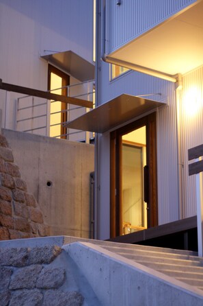 Property entrance - MY LODGE Naoshima (Naoshima)