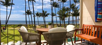 Oceanfront, Exceptionally Remodeled, Split A/C, King bed, OH the sunsets