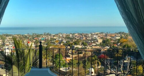 Beautiful sea view home 