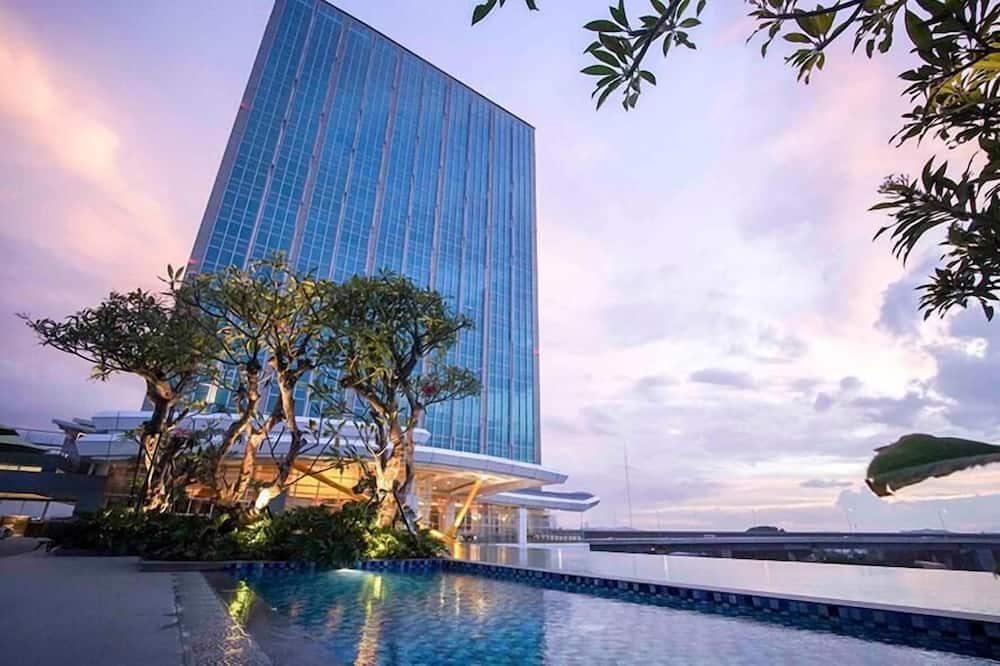 Nuanza Hotel & Convention