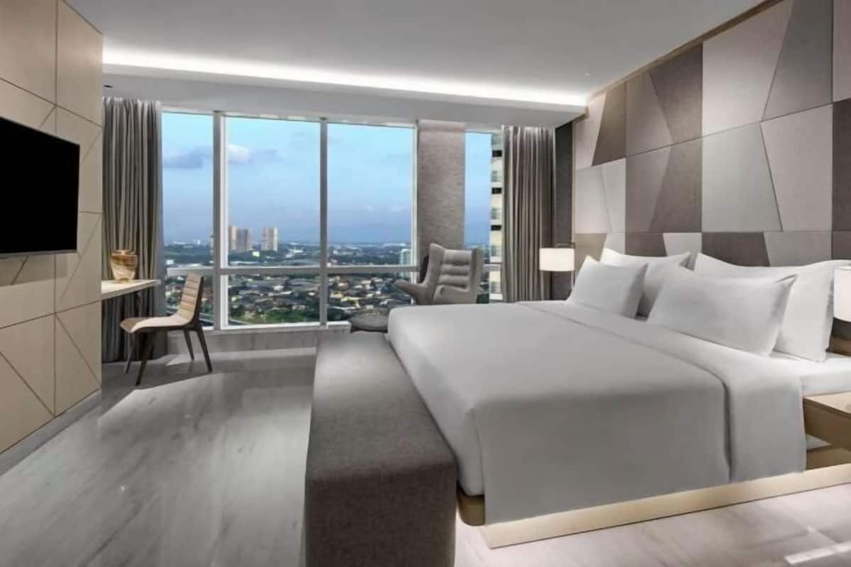 1 bedroom, minibar, in-room safe, desk