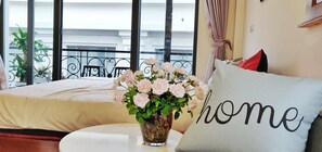 1 室のベッドルーム、アイロン / アイロン台