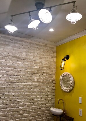 Interior detail - The standard apartment shibuya D (Tokyo)