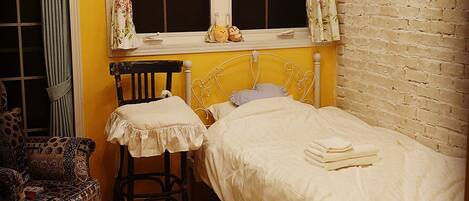 Huoneisto | 1 makuuhuone, yksilöllisesti sisustettu, yksilöllisesti kalustettu