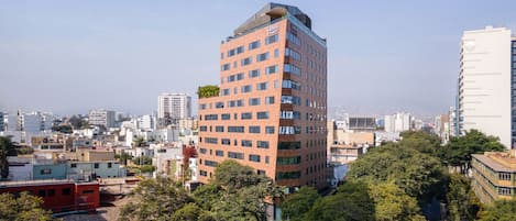 Room, 2 Double Beds, Non Smoking | Garden view