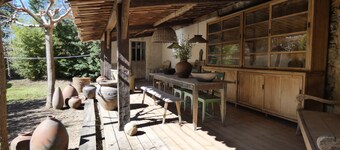 Hus med hage i hjertet av Cogolin.