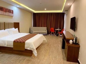 Comfort Double Room - Paramount 168 Hotel (Sihanoukville)