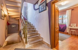 Interior - Cozy home in Medulin with kitchen (Medulin)