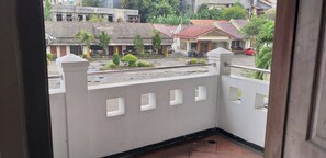 Junior dubbelrum eller tvÄbÀddsrum | Terrass/Patio