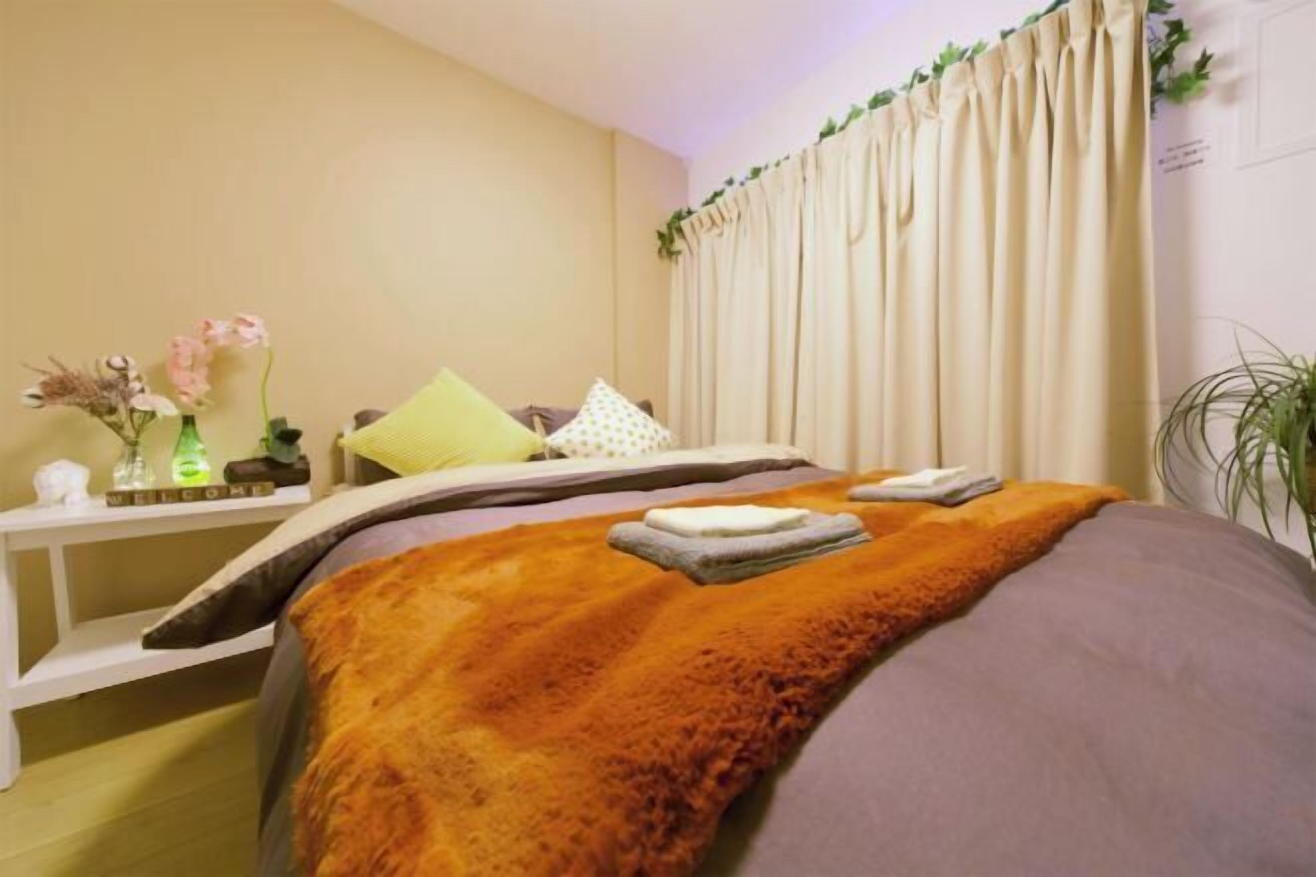 2 bedrooms, iron/ironing board, free WiFi