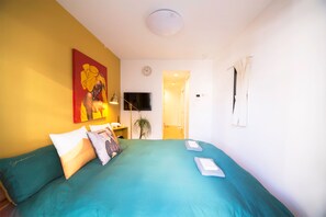 Iron/ironing board, free WiFi, bed sheets - Nestay inn Tokyo Kagurazaka 02 (Tokyo)