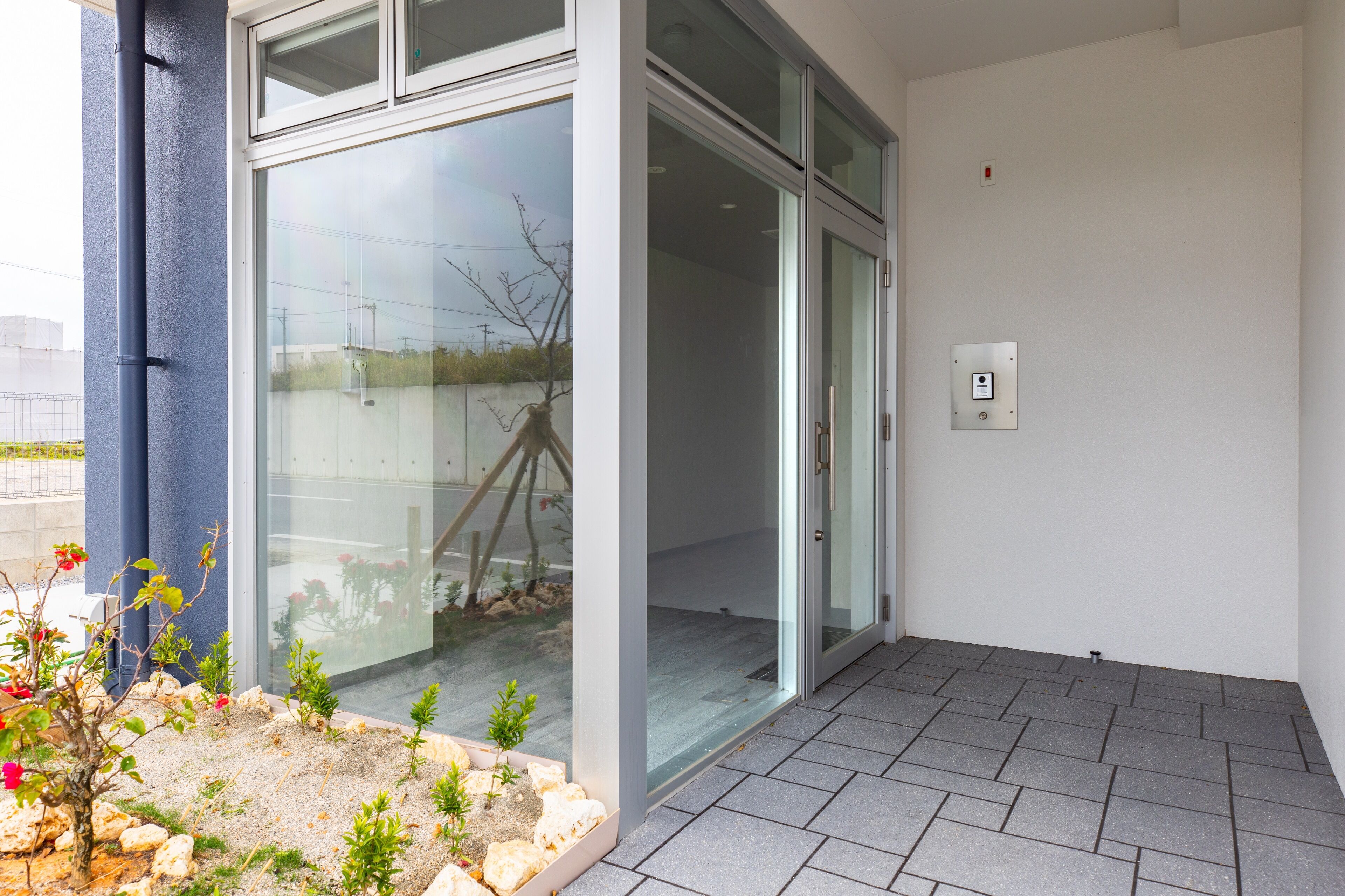 Entrée de l’hébergement