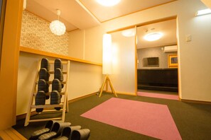 Interior entrance - Aya Guest House (Kyoto)