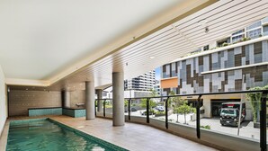 Indoor pool - Harbourside (Hamilton)