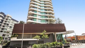Exterior - Harbourside (Hamilton)