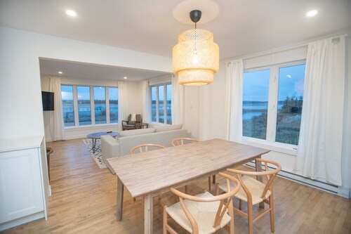 Private Oceanfront Retreat | Minutes to Surf | Unforgettable Sunsets